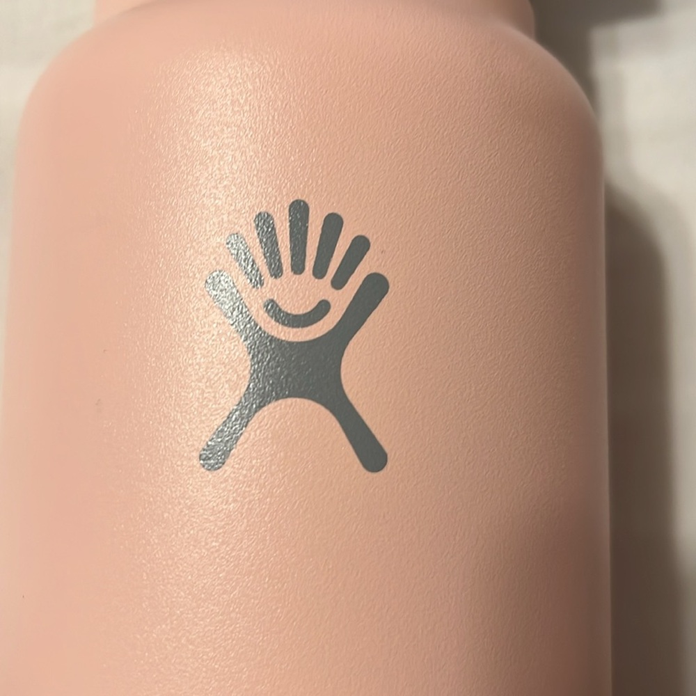 Hydroflask Original Dogwood “Strawberry Milk” With Matching Boot - Picture 2 of 11